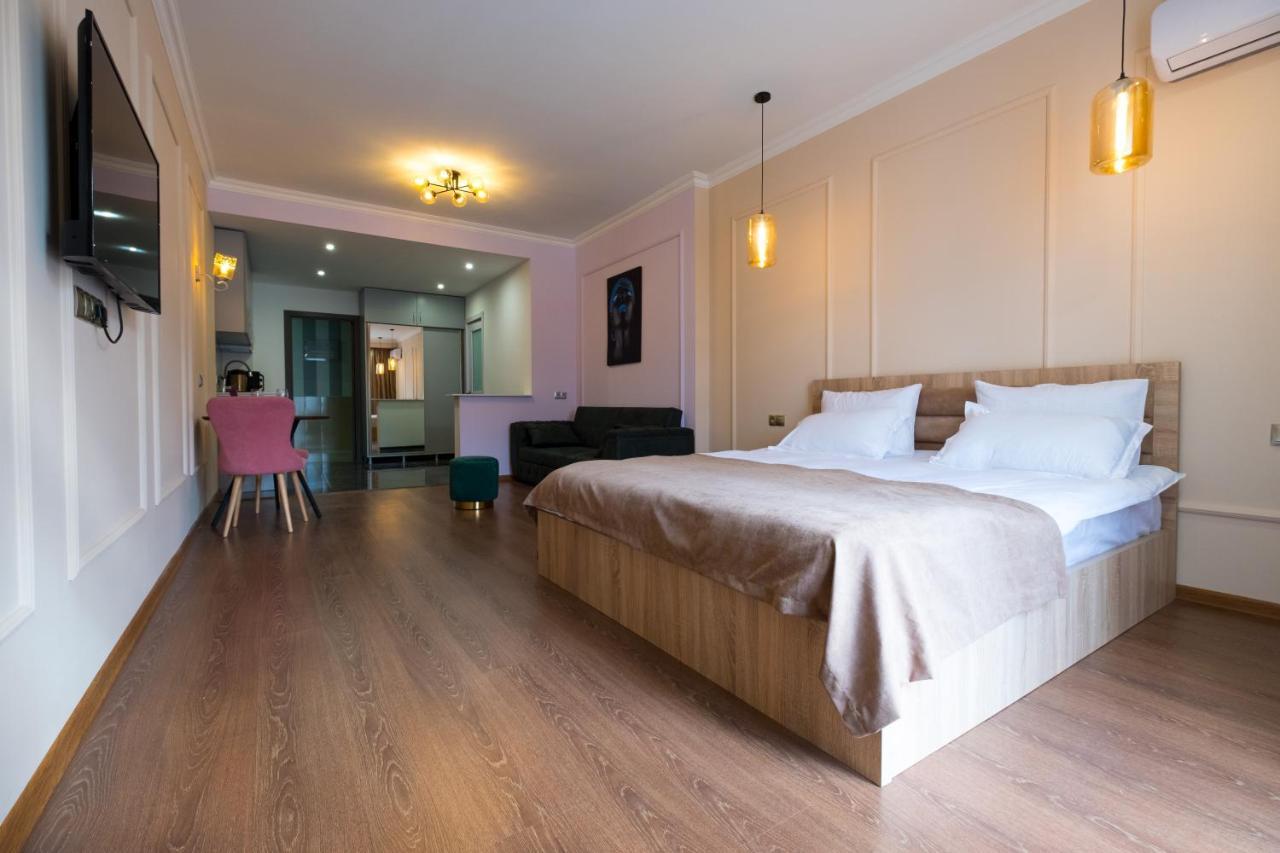 Iren river side apartments Tbilisi Exterior foto